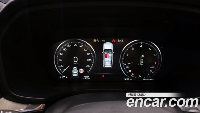 Volvo V60 Cross Country (II) T5 Pro AWD 2020 — фото 8