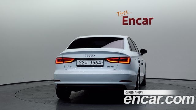 Audi A3 25 TDI Dynamic 8V 2015 — фото 4