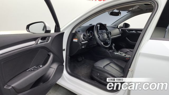 Audi A3 25 TDI Dynamic 8V 2015 — фото 10