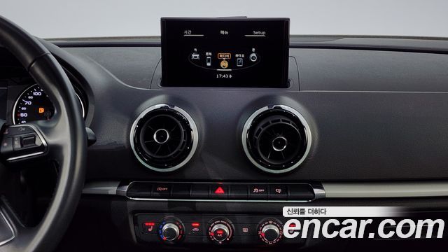 Audi A3 25 TDI Dynamic 8V 2015 — фото 14