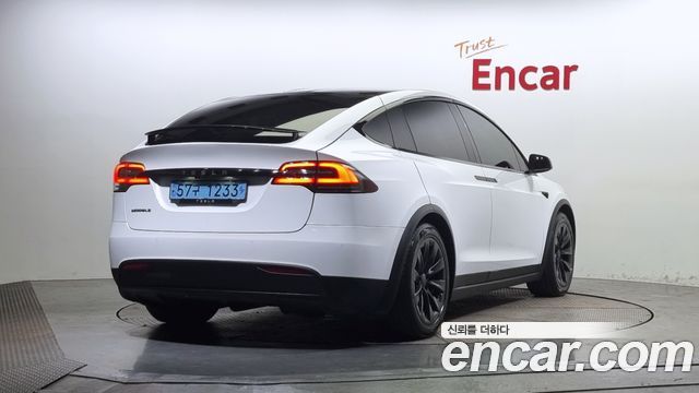 Tesla Model X 75D 2018 — фото 2