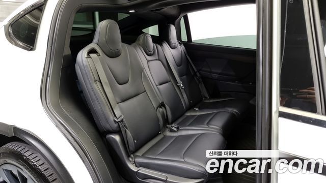 Tesla Model X 75D 2018 — фото 12