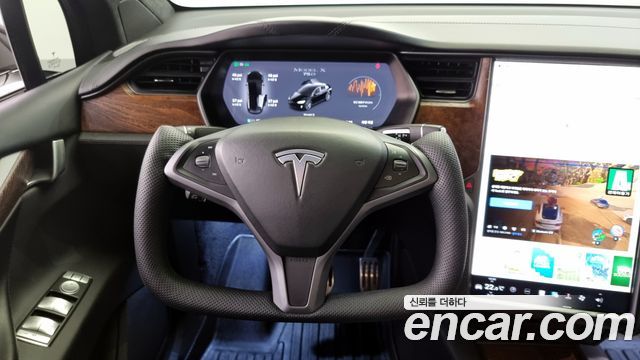 Tesla Model X 75D 2018 — фото 13