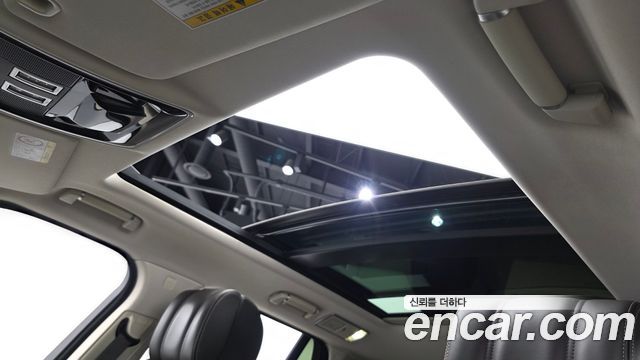 Land Rover Range Rover (IV) 4.4 SDV8 Vogue SE DIESEL 2016 — фото 17