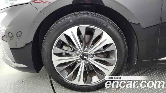 Kia K8 2.5 Gasoline 2WD Signature 2022 — фото 5