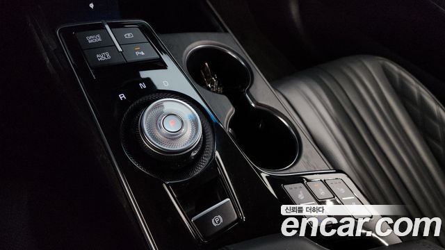 Kia K8 2.5 Gasoline 2WD Signature 2022 — фото 9