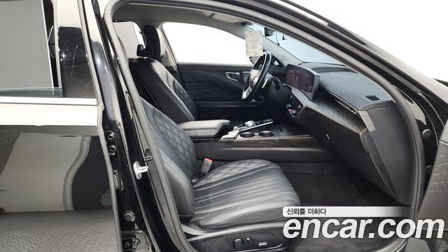 Kia K8 2.5 Gasoline 2WD Signature 2022 — фото 11