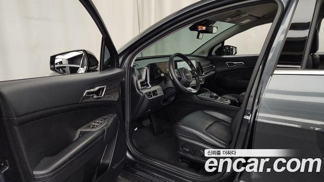Kia Sportage (V) Gasoline 1.6 Turbo 2WD Nobleless 2023 — фото 10