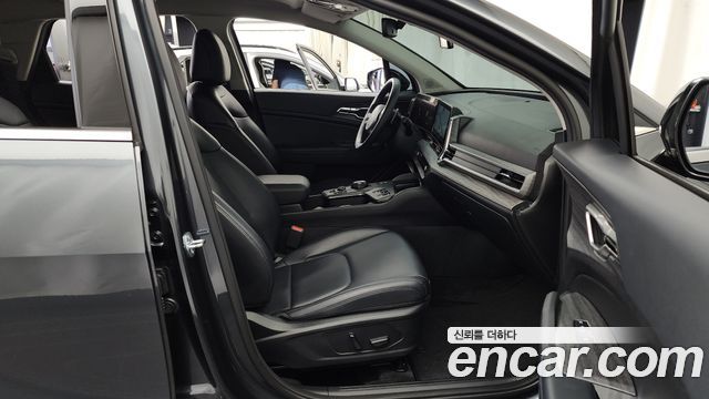 Kia Sportage (V) Gasoline 1.6 Turbo 2WD Nobleless 2023 — фото 11