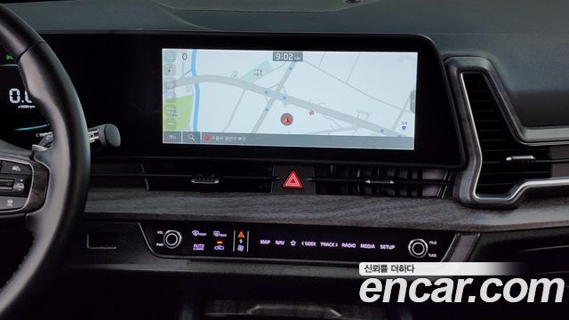 Kia Sportage (V) Gasoline 1.6 Turbo 2WD Nobleless 2023 — фото 14