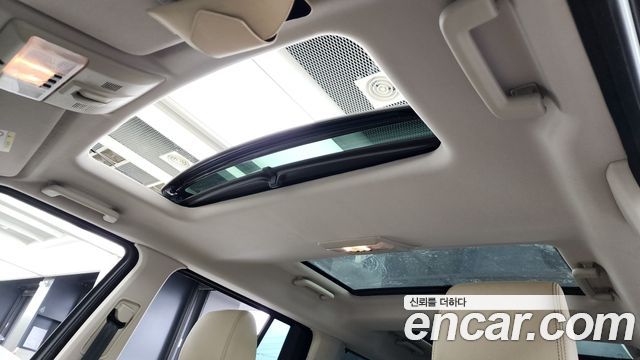 Land Rover Discovery 4 3.0 SDV6 SE 2016 — фото 18
