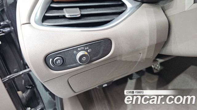 Chevrolet Malibu 1.5 Turbo LTZ Premium Safety 2017 — фото 16