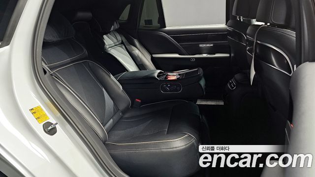Genesis G90 (RS4) Gasoline 3.5 Turbo AWD 2022 — фото 12