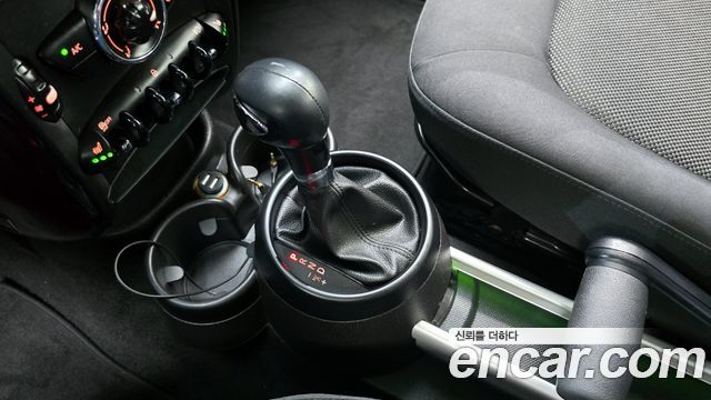 MINI Cooper D Countryman ALL4 Prologue Edition 1st 2016 — фото 9
