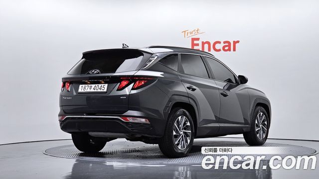 Hyundai Tucson (NX4) Gasoline 1.6 Turbo 4WD Premium 2023 — фото 2