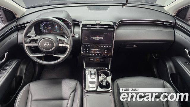 Hyundai Tucson (NX4) Gasoline 1.6 Turbo 4WD Premium 2023 — фото 7
