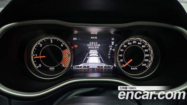 Jeep Cherokee (KL) 2.0 Diesel LIMITED 4WD 2015 — фото 8