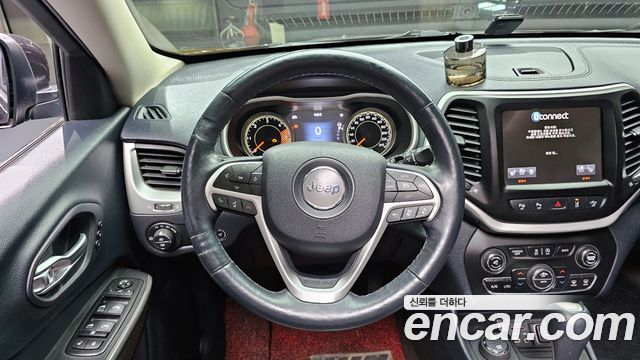 Jeep Cherokee (KL) 2.0 Diesel LIMITED 4WD 2015 — фото 13