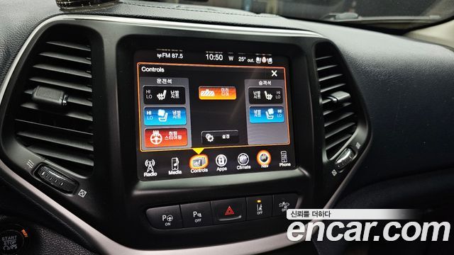 Jeep Cherokee (KL) 2.0 Diesel LIMITED 4WD 2015 — фото 17