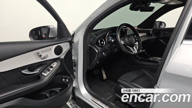 Mercedes-Benz GLC-Class (X253) GLC300e 4MATIC Coupe 2020 — фото 10