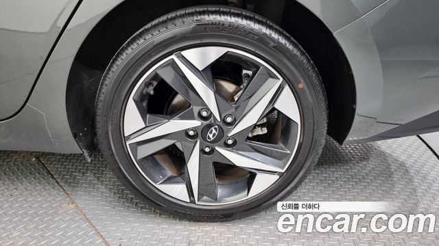 Hyundai Avante (CN7) 1.6 Inspiration 2021 — фото 5