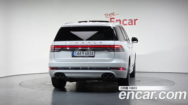 Lincoln Aviator (II) 3.0 Black Label AWD 2022 — фото 4