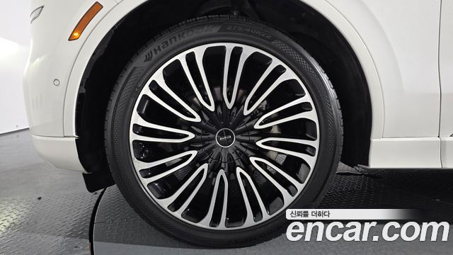 Lincoln Aviator (II) 3.0 Black Label AWD 2022 — фото 5