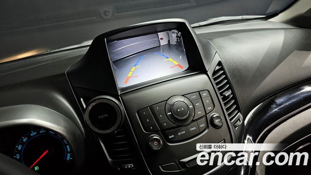 Chevrolet Orlando 2.0 Diesel LT Convenience Pack 2013 — фото 17