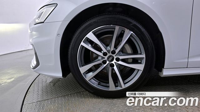 Audi A6 (C8) 45 TFSI Quattro Premium 2022 — фото 5