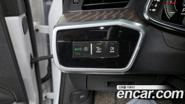 Audi A6 (C8) 45 TFSI Quattro Premium 2022 — фото 13