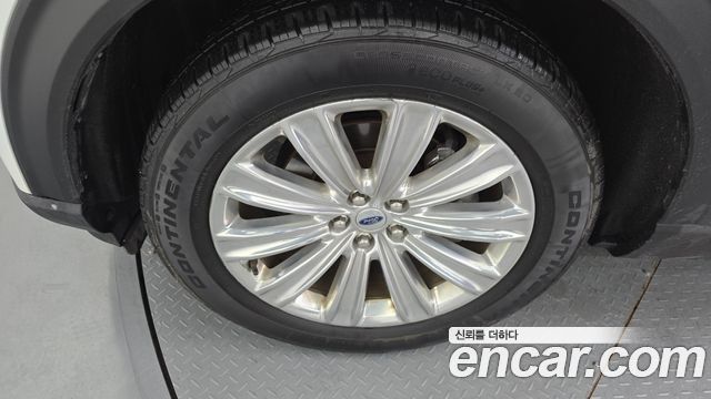 Ford Explorer (VI) 2.3 LimIted 4WD 2021 — фото 5