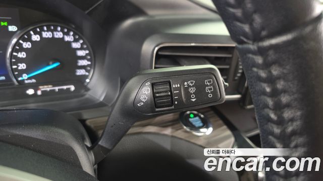 Ford Explorer (VI) 2.3 LimIted 4WD 2021 — фото 17