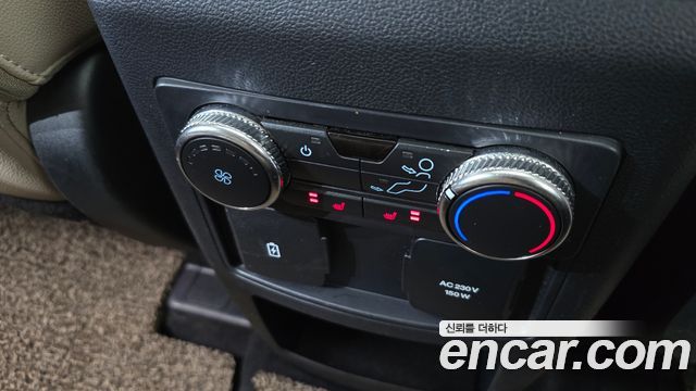 Ford Explorer (VI) 2.3 LimIted 4WD 2021 — фото 18