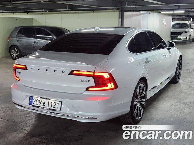 Volvo S90 B6 AWD Ultimate Bright 2024 — фото 3