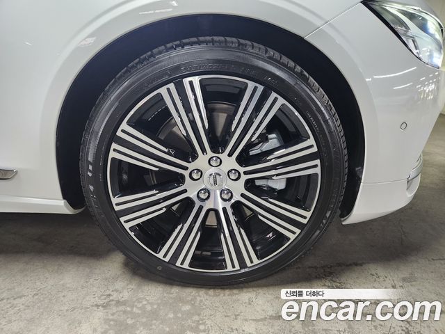 Volvo S90 B6 AWD Ultimate Bright 2024 — фото 7