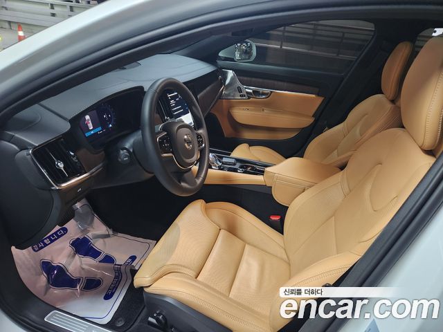 Volvo S90 B6 AWD Ultimate Bright 2024 — фото 9