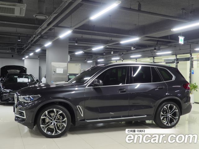 BMW X5 (G05) xDrive 40i xLine 2022 — фото 2
