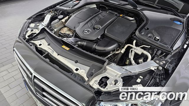 Mercedes-Benz E-Class (W213) E220d 4MATIC Exclusive 2021 — фото 6