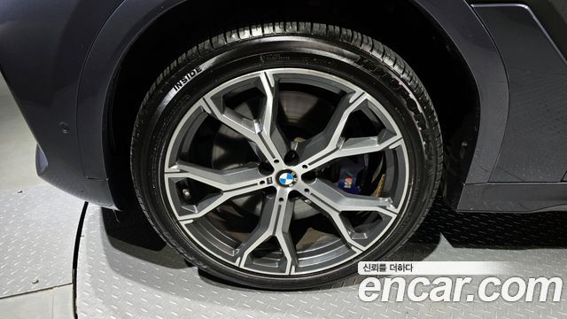 BMW X6 (G06) xDrive40i M Sport 2020 — фото 5