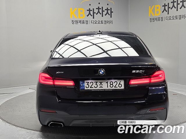 BMW 5 Series (G30) 530i M Sport Package 2021 — фото 6