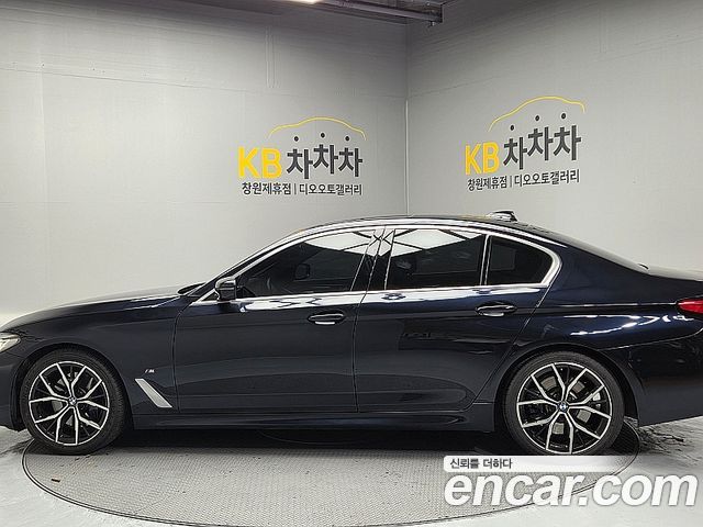 BMW 5 Series (G30) 530i M Sport Package 2021 — фото 8
