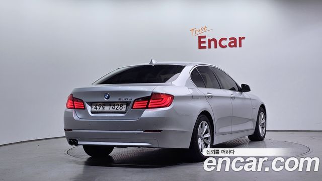 BMW 5 Series (F10) 520d 2011 — фото 2