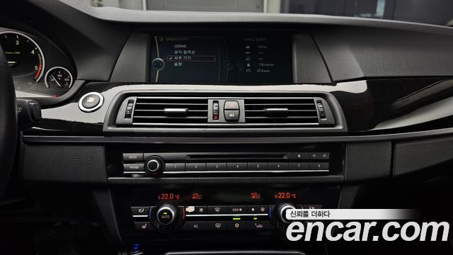 BMW 5 Series (F10) 520d 2011 — фото 14