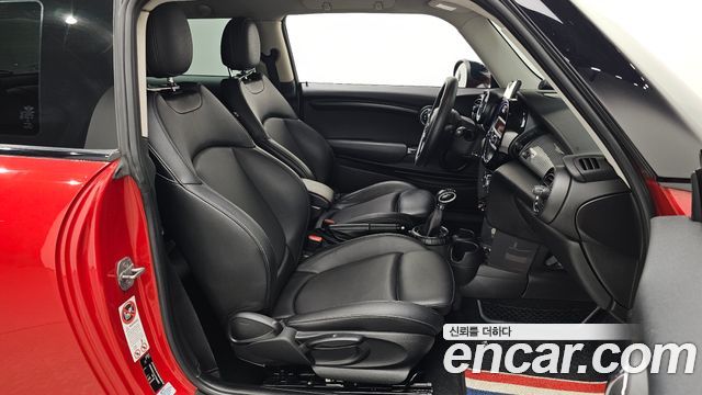 MINI Cooper D Standard 3rd 2015 — фото 11