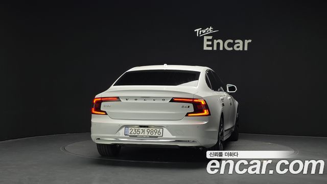 Volvo S90 B6 AWD Ultimate Bright 2024 — фото 4