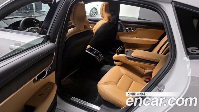 Volvo S90 B6 AWD Ultimate Bright 2024 — фото 11