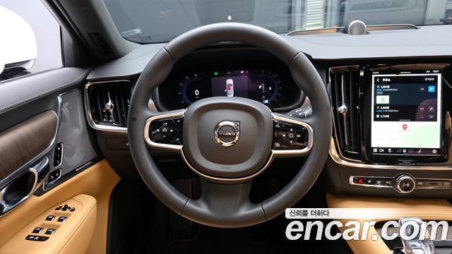 Volvo S90 B6 AWD Ultimate Bright 2024 — фото 13