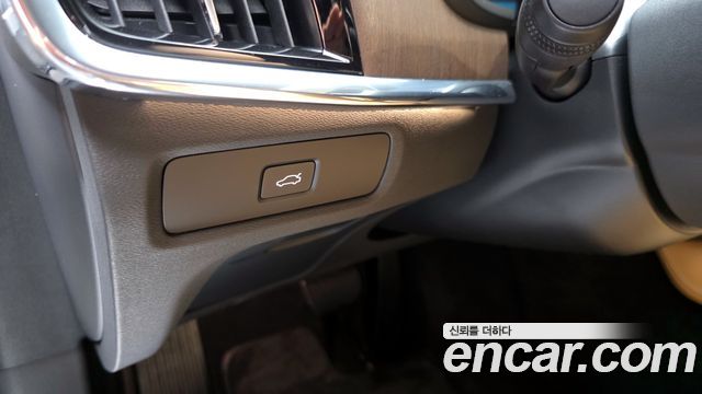 Volvo S90 B6 AWD Ultimate Bright 2024 — фото 15