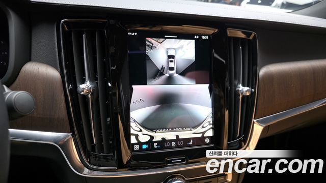 Volvo S90 B6 AWD Ultimate Bright 2024 — фото 17