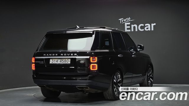 Land Rover Range Rover (IV) 4.4 SDV8 Vogue SE DIESEL 2018 — фото 2